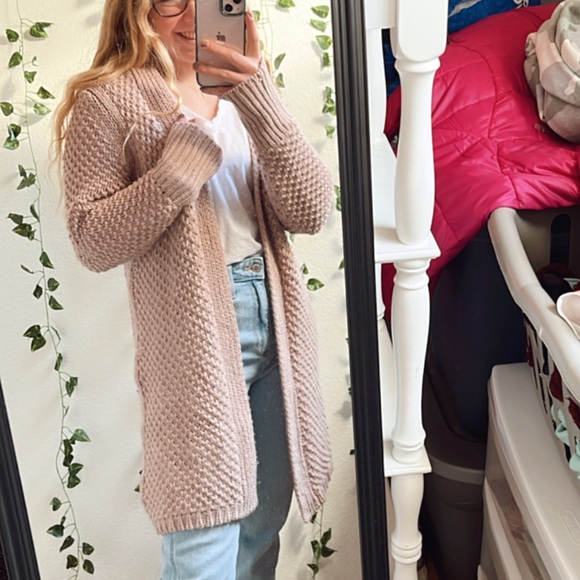 Allison Joy Sweaters - Allison joy Pink Knit Cardigan